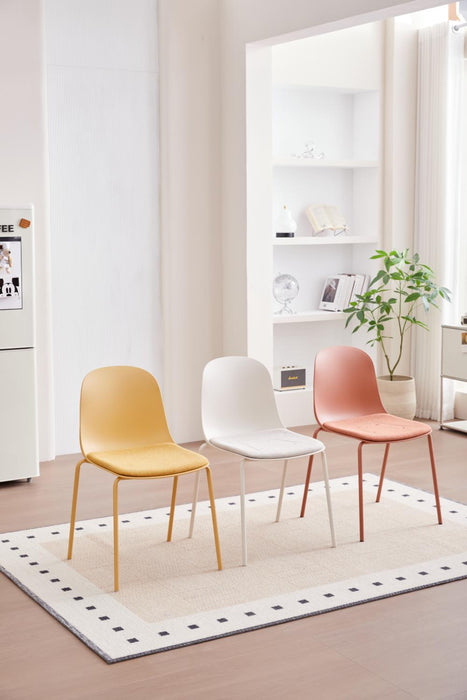 Silla con Cojín Aiara, Color Amarillo, Diseño Moderno