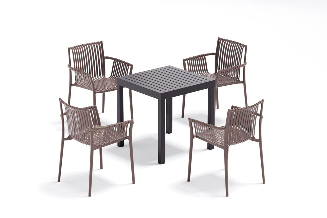 Silla Madrid con Brazos, Color Taupe, Con espaldar y diseño Moderno