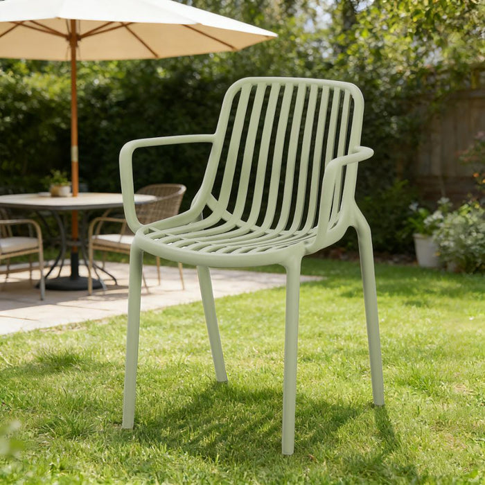 Silla Parma, Verde, Con espaldar en rayas y diseño minimalista