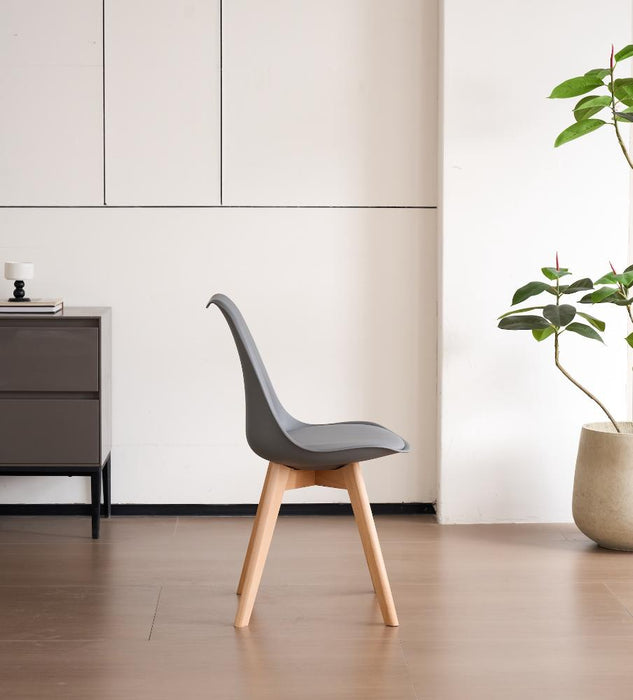 Silla Fyn, Gris oscuro, Diseño Minimalista Con Espaldar, Cojín y Patas De Madera