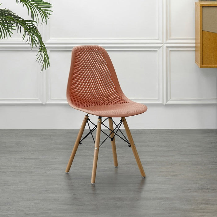 Silla Aira, Color Salmón, con Espaldar y Patas en Madera