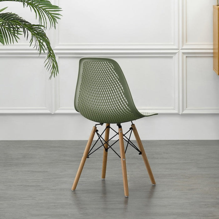 Silla Aira, Color Verde, con Espaldar y Patas en Madera