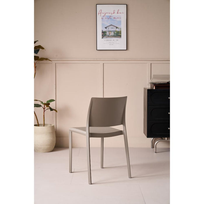 Silla Toledo, Color Taupe, Con espaldar liso y cuadrado, diseño moderno