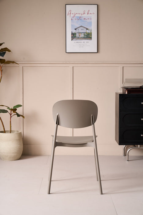 Silla Milan, Color Taupe, Con espaldar y diseño Moderno