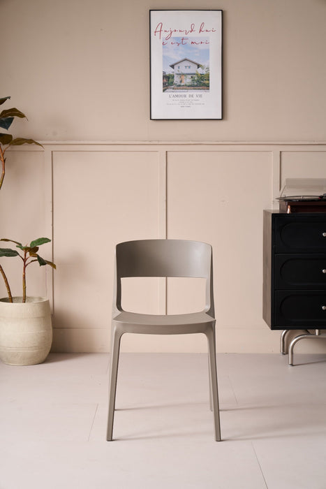 Silla Monaco, Color Taupe, Con espaldar y diseño Moderno