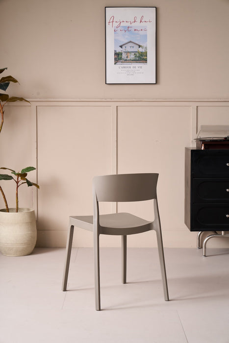 Silla Monaco, Color Taupe, Con espaldar y diseño Moderno