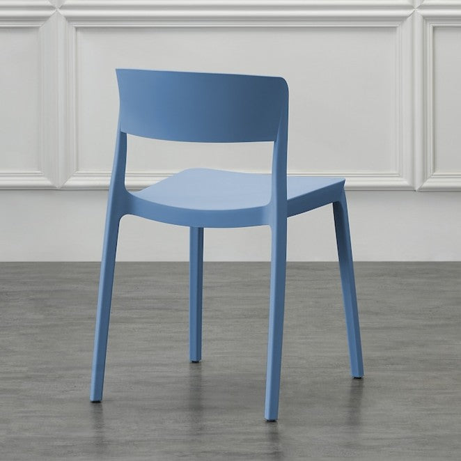 Silla Mónaco, Color Azul Oceano, con Espaldar y Diseño Moderno