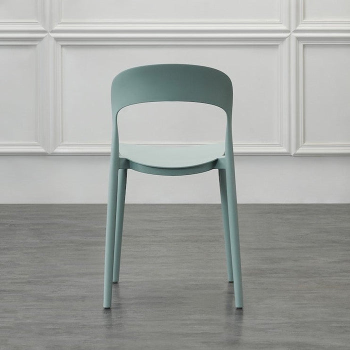 Silla Patrick, Color Azul Claro, con Espaldar y Diseño Moderno