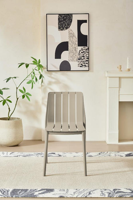 Silla Alice, Taupe, Con espaldar y diseño minimalista