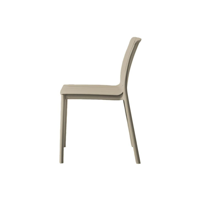 Silla Alice, Taupe, Con espaldar y diseño minimalista