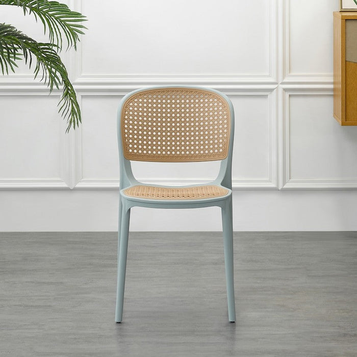 Silla Nest, Color Azul Claro y Beige, con Espaldar y Asiento en Rejilla