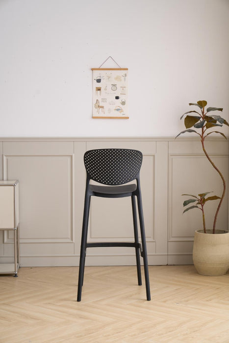 Butaco Alto Rio, Color Negro, Diseño Moderno