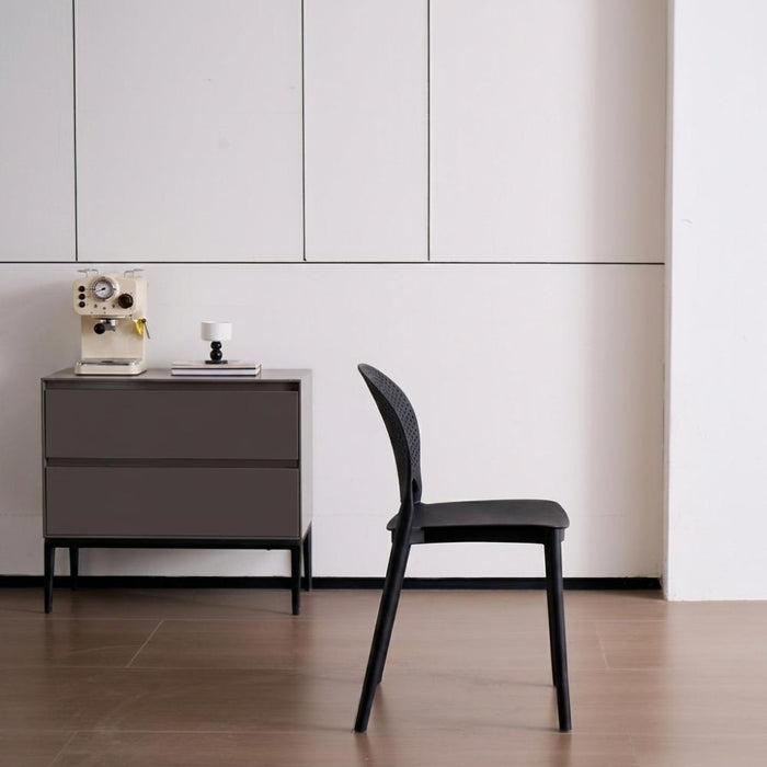 Silla Florida, Color Negro, con Espaldar y Diseño Moderno