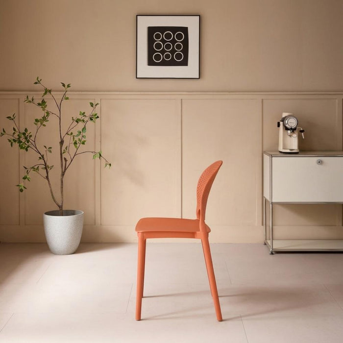 Silla Florida, Color Terracota, con Espaldar y Diseño Moderno