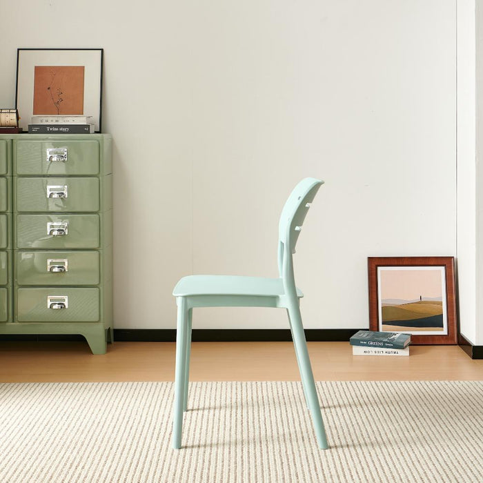 Silla Harriman, Azul claro , Con medio espaldar y diseño minimalista