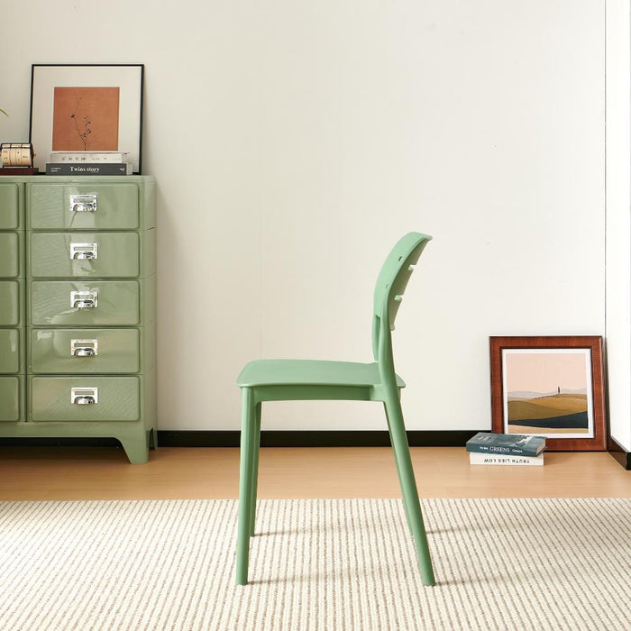Silla Harriman, Verde, Con medio espaldar y diseño minimalista