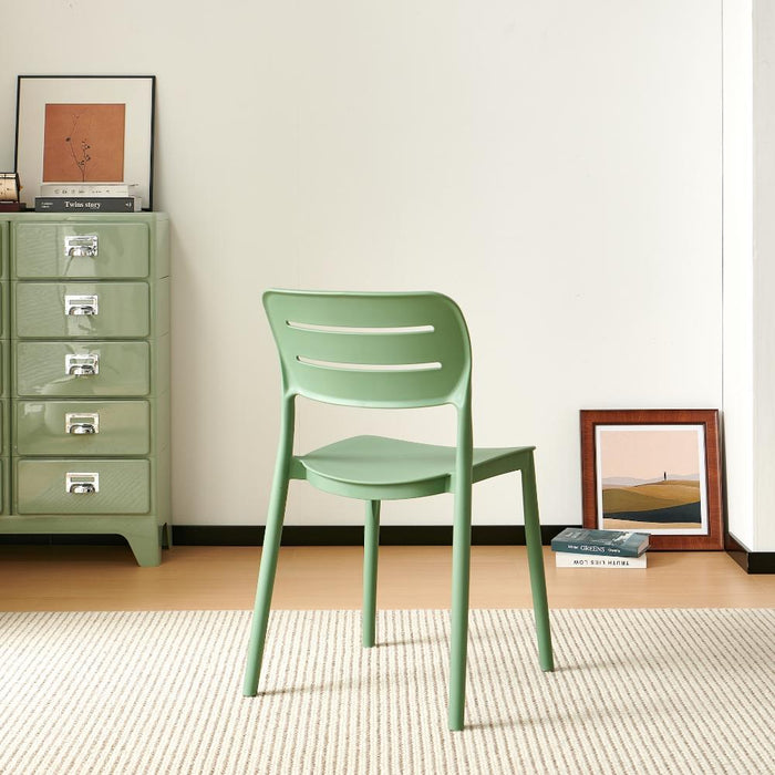 Silla Harriman, Verde, Con medio espaldar y diseño minimalista