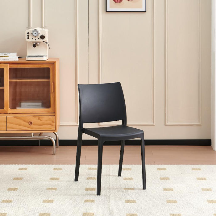 Silla Soho, Negro, Con Espaldar y Diseño Minimalista