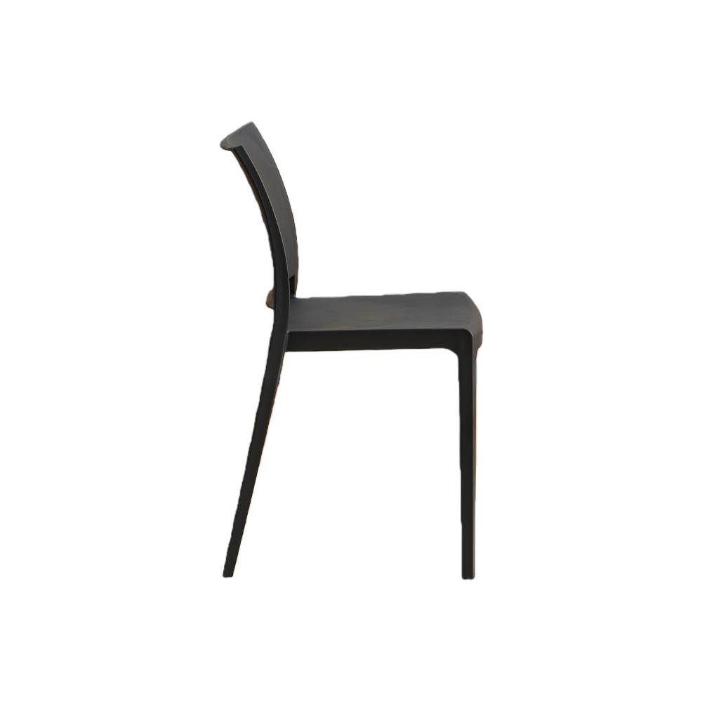 Silla Soho, Negro, Con espaldar cerrado y diseño minimalista