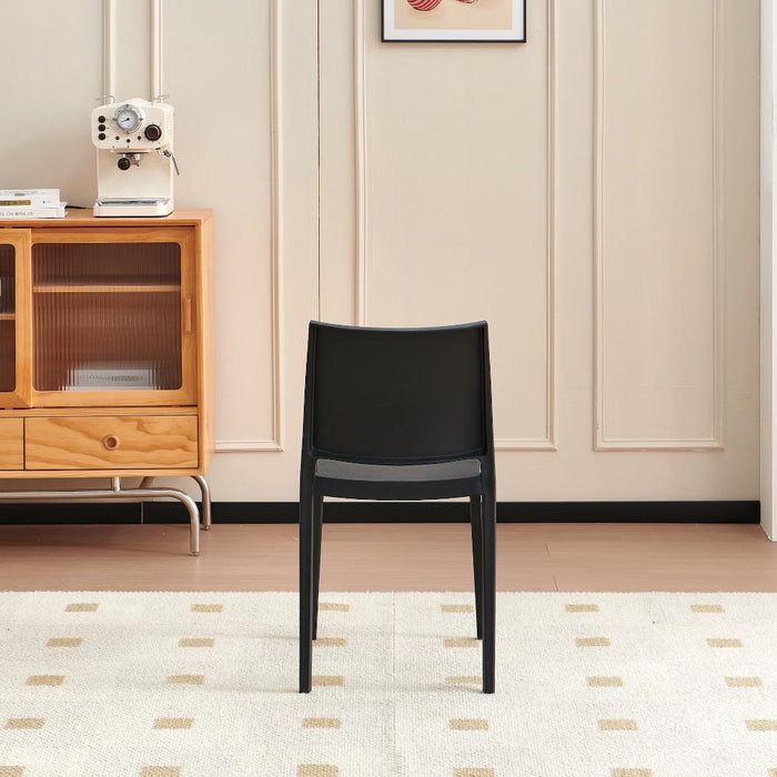 Silla Soho, Negro, Con Espaldar y Diseño Minimalista