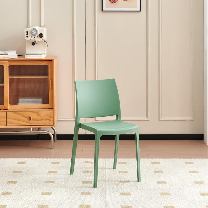 Silla Soho, Verde, Con espaldar cerrado y diseño minimalista