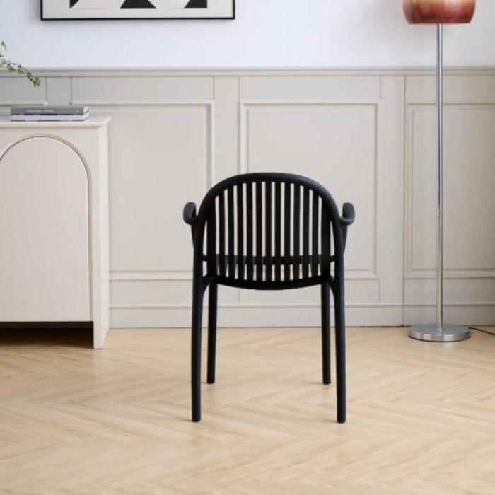 Silla Marruecos con Brazos, Negro, con Espaldar en Rayas y Diseño Minimalista