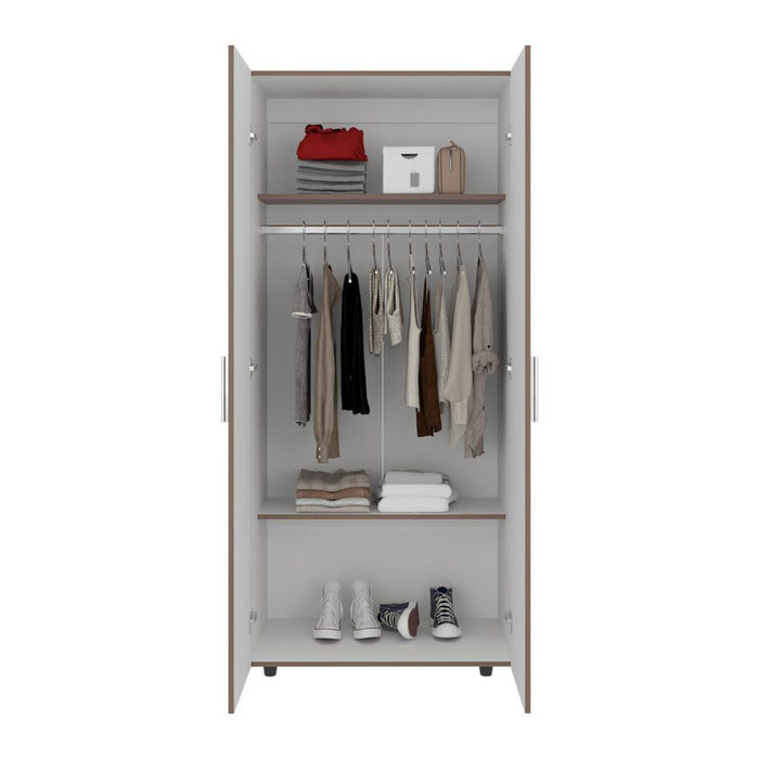 Closet Carlota, Avellana y Blanco, con Un Tubo Cromado y Tres Entrepaños