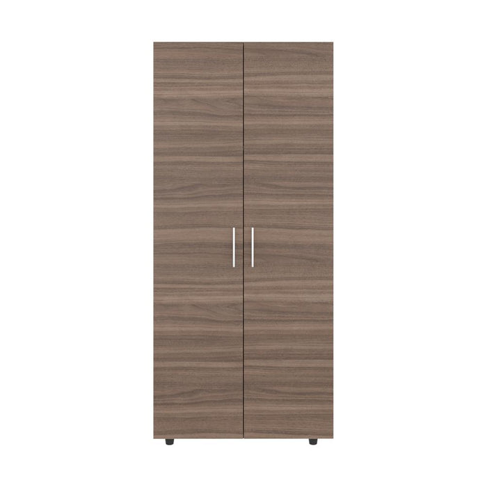 Closet Carlota, Avellana y Blanco, con Un Tubo Cromado y Tres Entrepaños