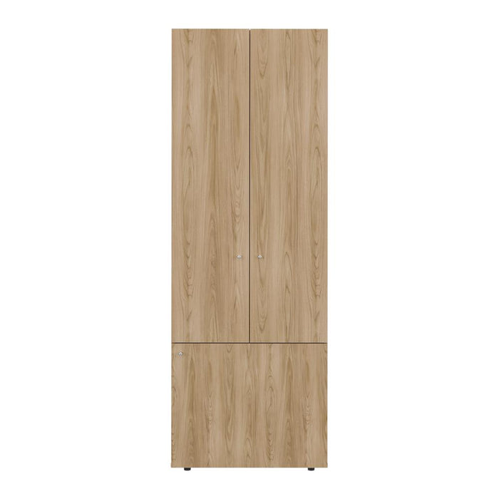 Closet Beico II, Fresno y Blanco Duqueza, Con Tres Puertas Abatibles y Cuatro Entrepaños