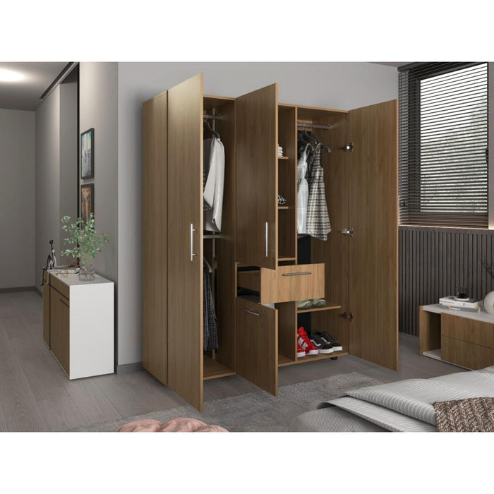 Closet Bariloche Bombay Eco ll, Fresno Europeo, Con Variedad de Entrepaños y Cuatro Puertas Abatibles ZF
