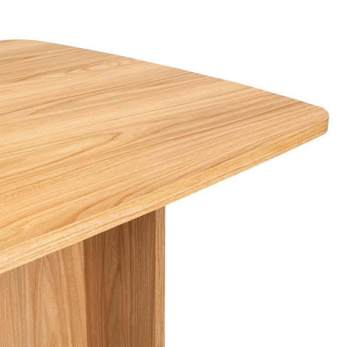 Mesa Para Comedor Bangok, Fresno Europeo, con diseño practico y funcional, No incluye Sillas