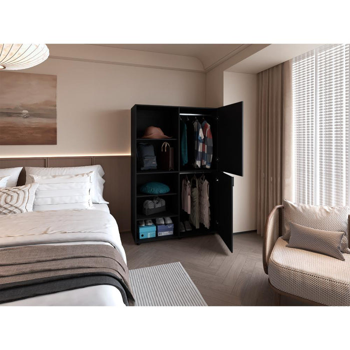 Closet Econo, Wengue, Pequeño con amplios espacios para guardar ropa