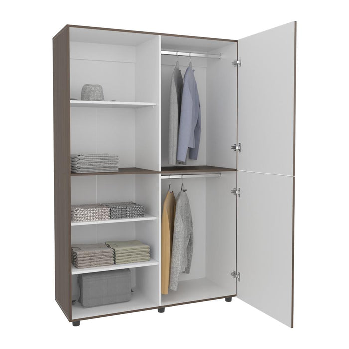 Closet Econo, Milan y Blanco Duqueza, Pequeño con amplios espacios para guardar ropa