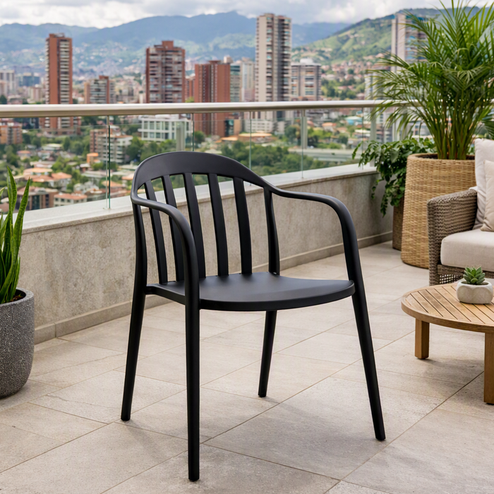 Silla con Brazos Delhi, Negro, con Espaldar y Diseño Minimalista