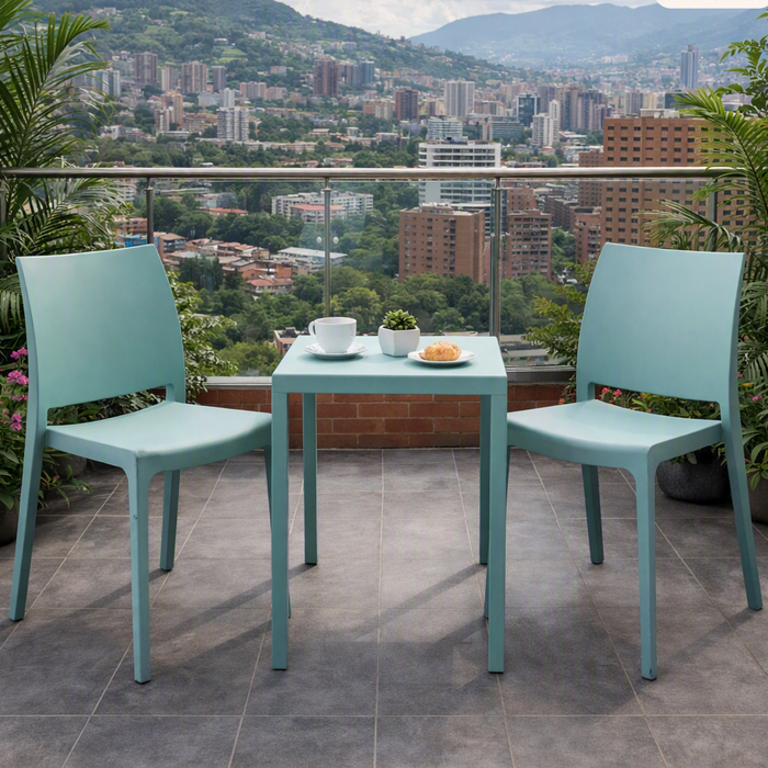 Silla Soho, Azul Claro, con Espaldar Cerrado y Diseño Minimalista
