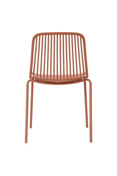 Silla Barcelona, Color Rojo, Con espaldar en lineas diseño moderno