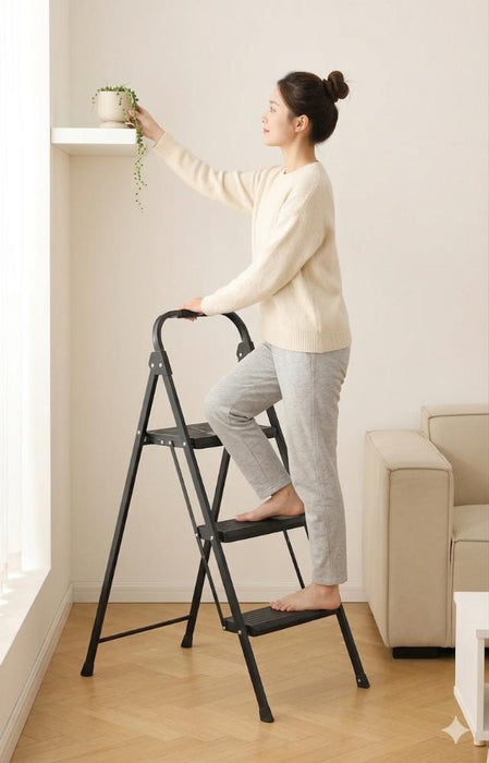 Escalera Tubular Alba, Negro, Plagable de 3 Niveles