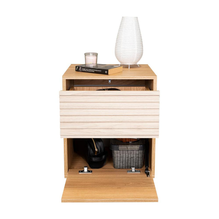 Mesa de Noche Wandda, Fresno Europeo y Roble Natural, con un cajón para guardar objetos