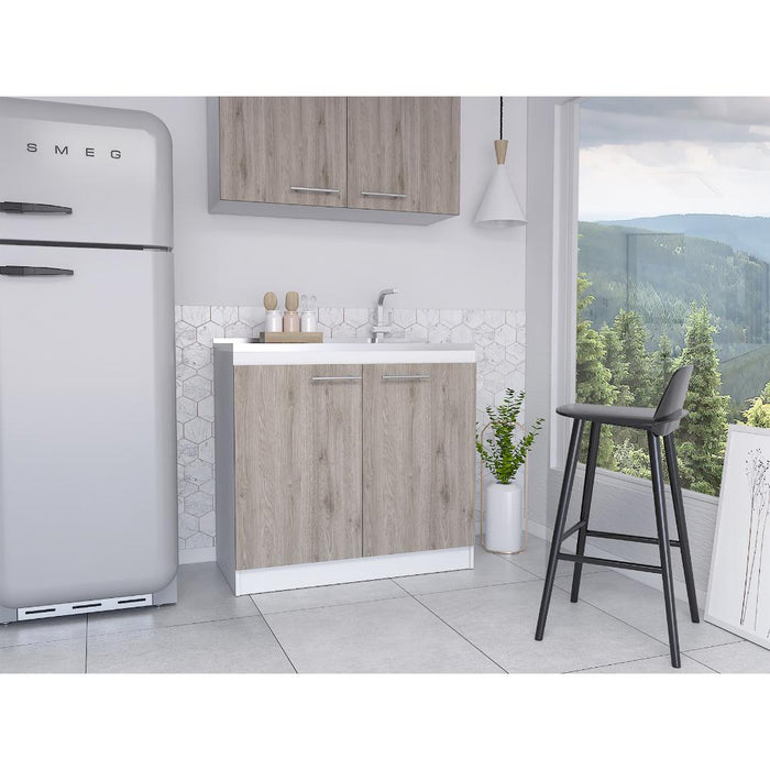 Gabinete Inferior Delhi, Humo, Con dos puertas batientes y manijas metálicas