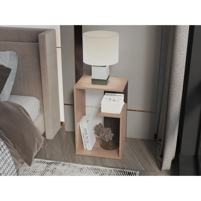 Mesa Auxiliar Evert, Café Expresso y Wengue, con diseño moderno y espacio para ubicar objetos