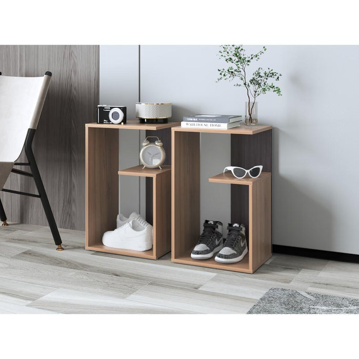 Mesa Auxiliar Evert, Café Expresso y Wengue, con diseño moderno y espacio para ubicar objetos