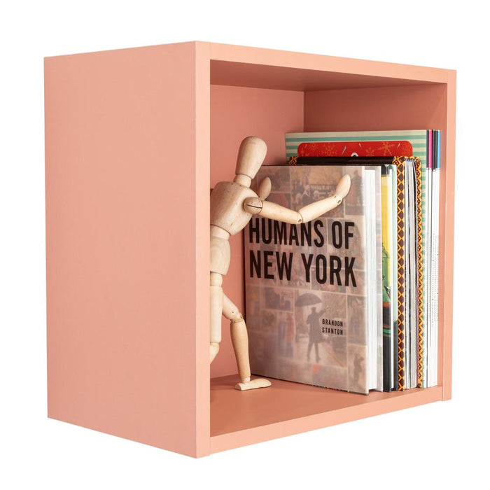 Repisa Veta, Arupo, con espacio para objetos decorativos