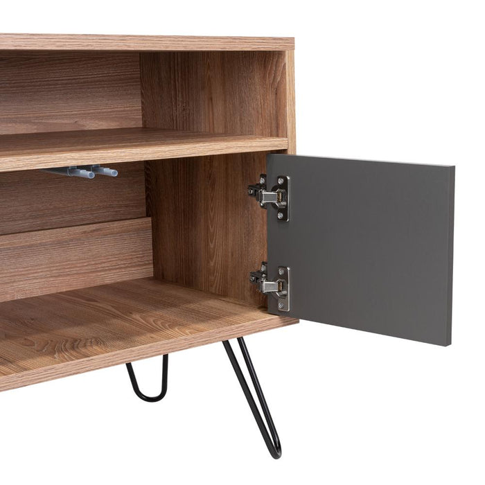 Mesa Para Tv Lara, Fresno Europeo y Plata Oscuro, Para Televisor de 55 Pulgadas