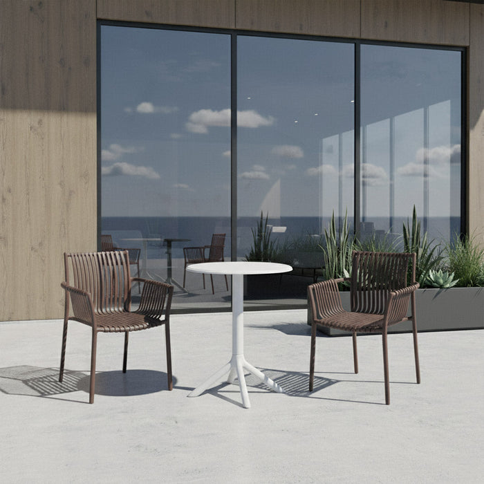 Silla Madrid con Brazos, Color Taupe, Con espaldar y diseño Moderno