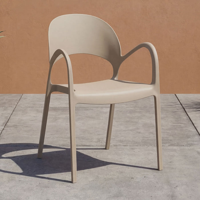 Silla Bremen, Taupe, Con espaldar, reposa brazos y diseño minimalista