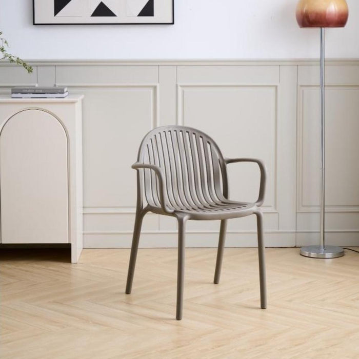 Silla Marruecos con Brazos, Taupe, con Espaldar en Rayas y Diseño Minimalista