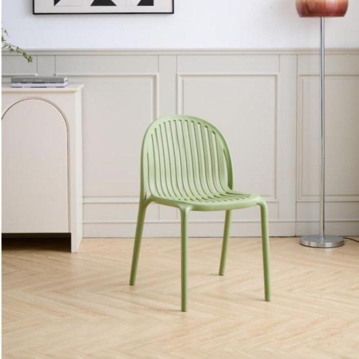 Silla Marruecos, Verde Olivo, con Espaldar en Rayas y Diseño Minimalista