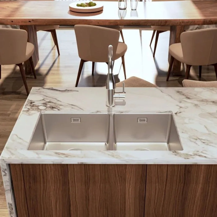 Grifería prime monocontrol para agua caliente en acero inoxidable satinado marca Socoda