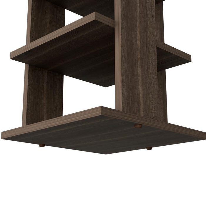 Zapatero Odes, Avellana, con siete entrepaños