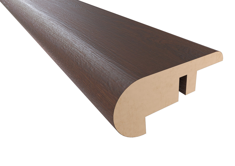 Nariz de Escala Roble Caramelo 2.4 m